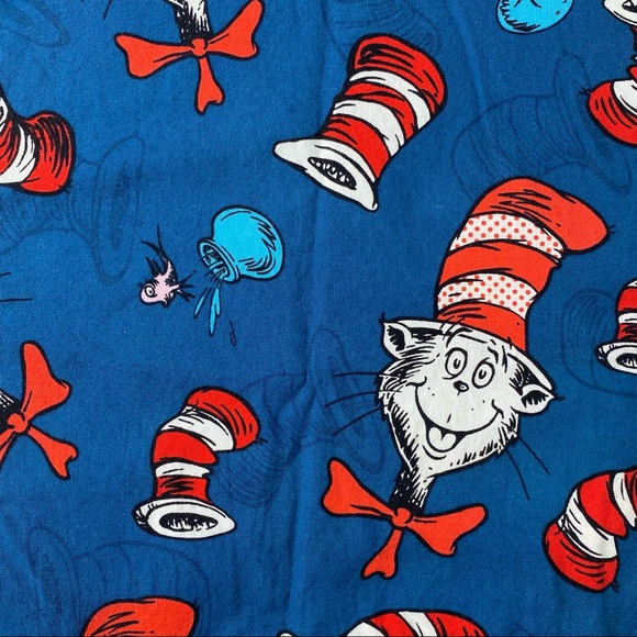 Dr. Seuss CAT IN THE HAT medical cotton scrub top size XS - Picture 11 of 15